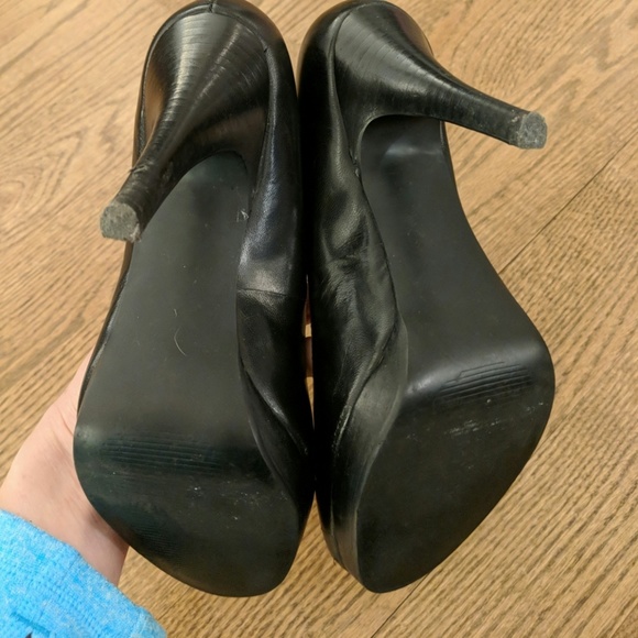 Black pumps - Picture 4 of 4